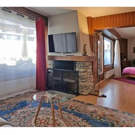 Logement Entier: Appartement. Chez Gilbert Διαμέρισμα Κρανς Μοντάνα