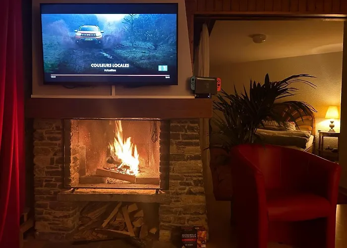 Logement Entier: Appartement. Chez Gilbert アパート クラン