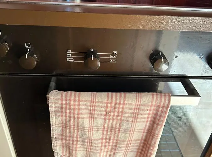 Logement Entier: Appartement. Chez Gilbert アパート クラン