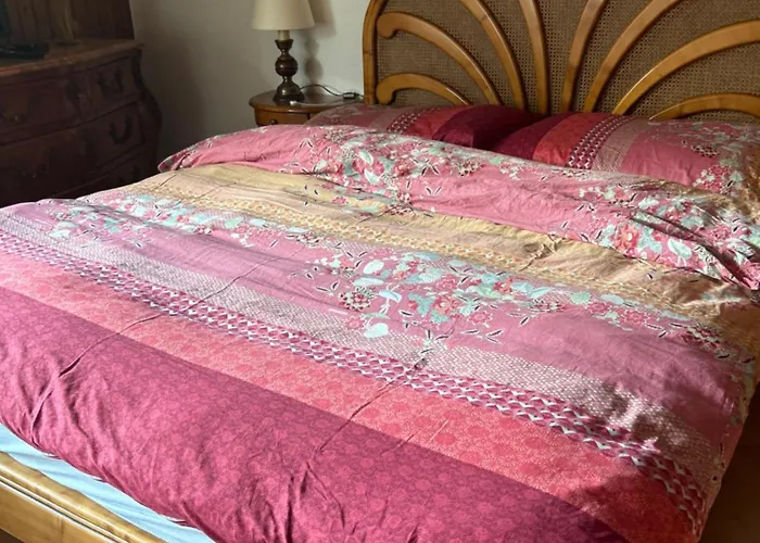 Logement Entier: Appartement. Chez Gilbert アパート *