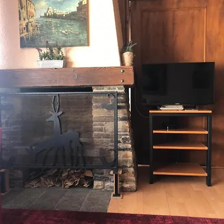 Logement Entier: Appartement. Chez Gilbert * Crans-Montana