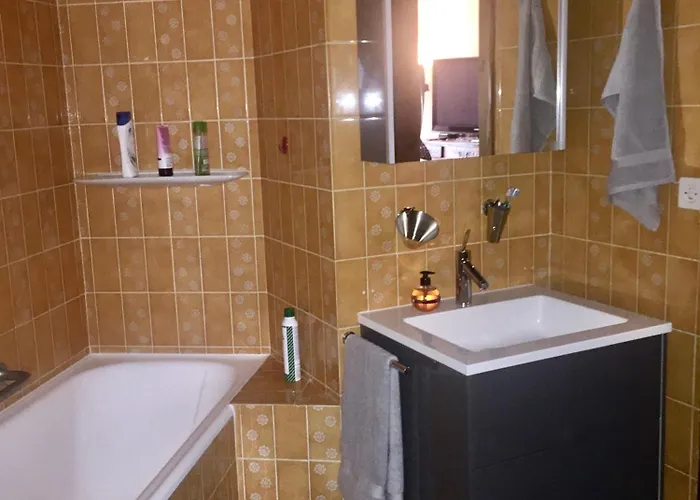 Logement Entier: Appartement. Chez Gilbert Апартаменты *